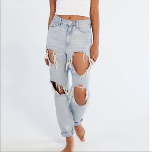 BDG High Rise Ripped Mom Jean